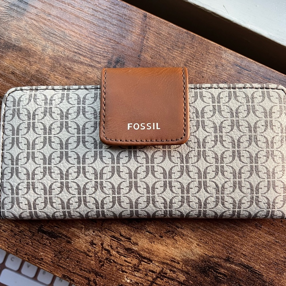 NWT Fossil Wallet